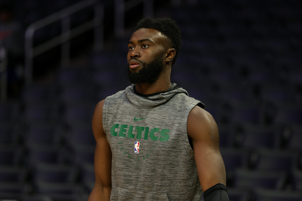 每体：巴塞罗那竞技已有6名主力伤缺，球队面临严峻挑战（每体：巴塞罗那竞技六名主力缺阵，球队遭遇严峻考验）