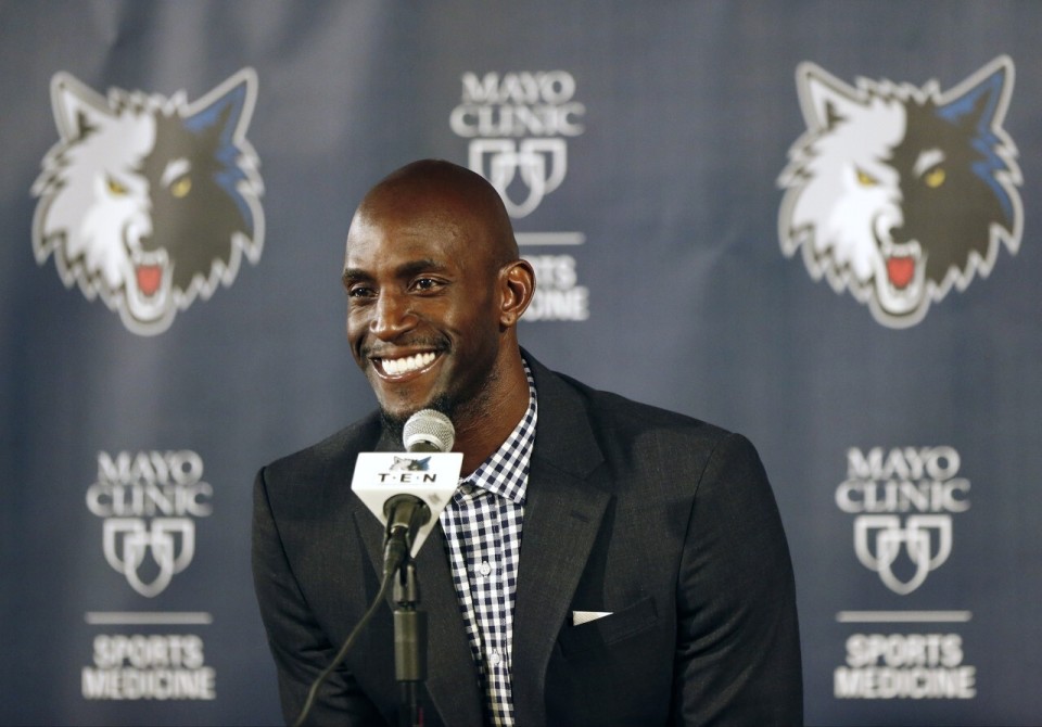 广岛三箭官方：主帅斯基伯将在赛季结束后离任（广岛三箭官宣：主教练斯基伯将于赛季末卸任）