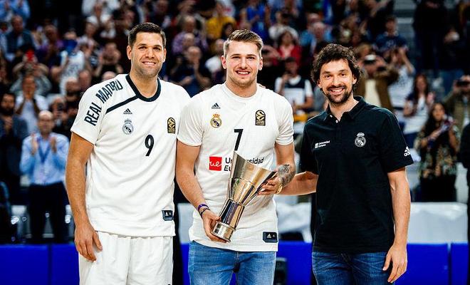 浓眉：我和欧文关系很亲密，迫不及待地想看到他真正回归球队（浓眉：与欧文交情深厚，盼他尽快全面回归球队）