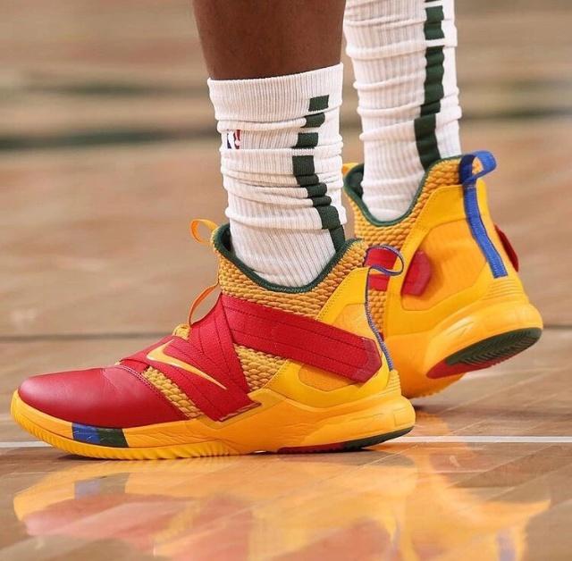 关键时刻命中率榜：华子66.7%第1&阿门60%第2&亚历山大第5（关键球命中率排行：华子66.7%居首，阿门60%次席，亚历山大第5）