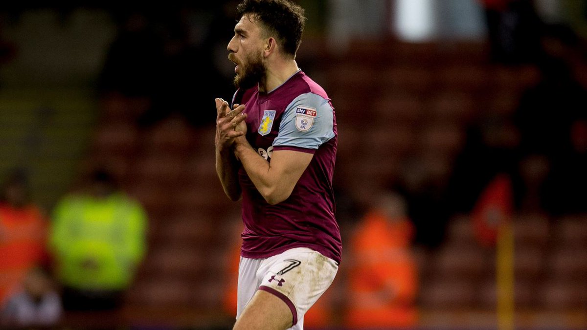 着眼未来，每体：巴萨正在关注阿根廷U17小将托马斯-马尔蒂斯（瞄准未来，每体称巴萨正关注阿根廷U17新星托马斯-马尔蒂斯）