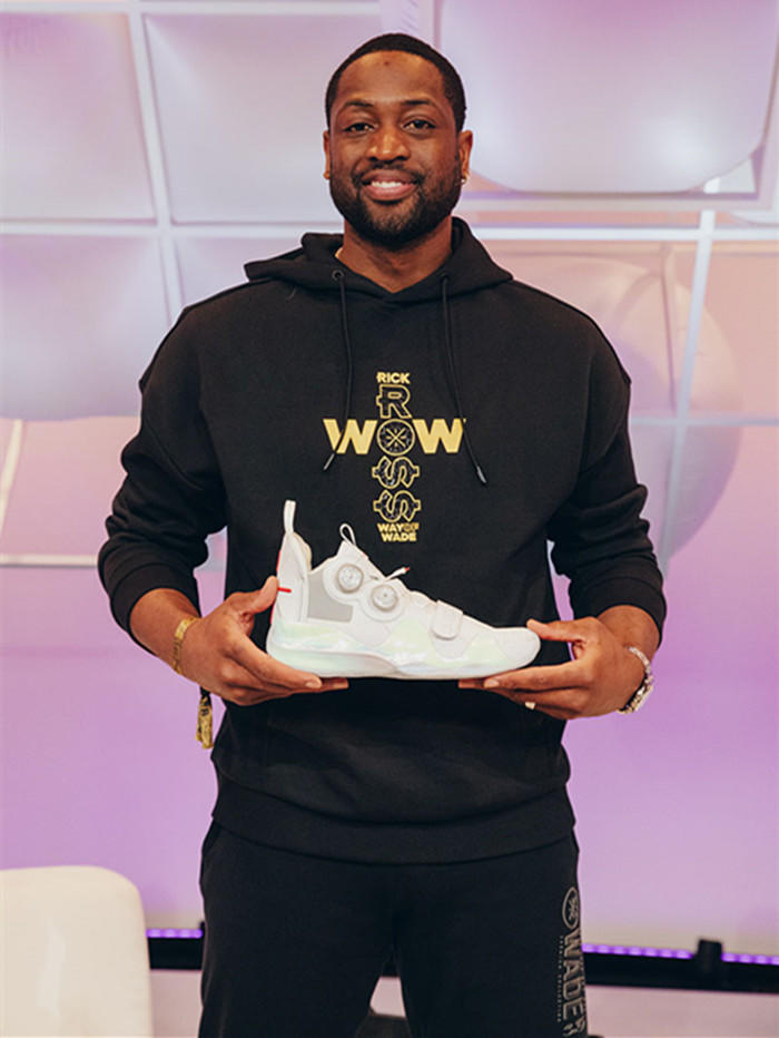 哈兰德是如何在111场英超比赛中打入100球的？（111场进100球：哈兰德如何做到？）