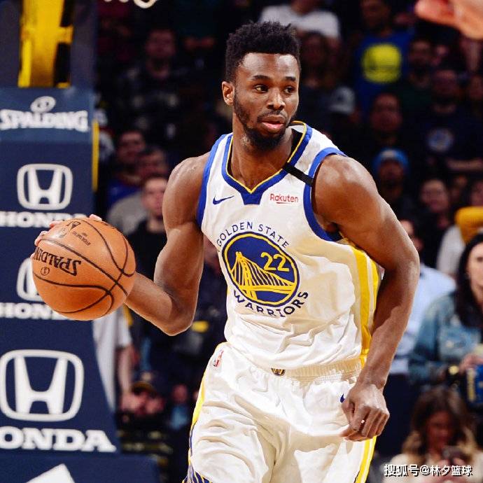 天空体育：曼联可能会考虑听取对霍伊伦的报价（天空体育：曼联可能对霍伊伦的报价持开放态度）