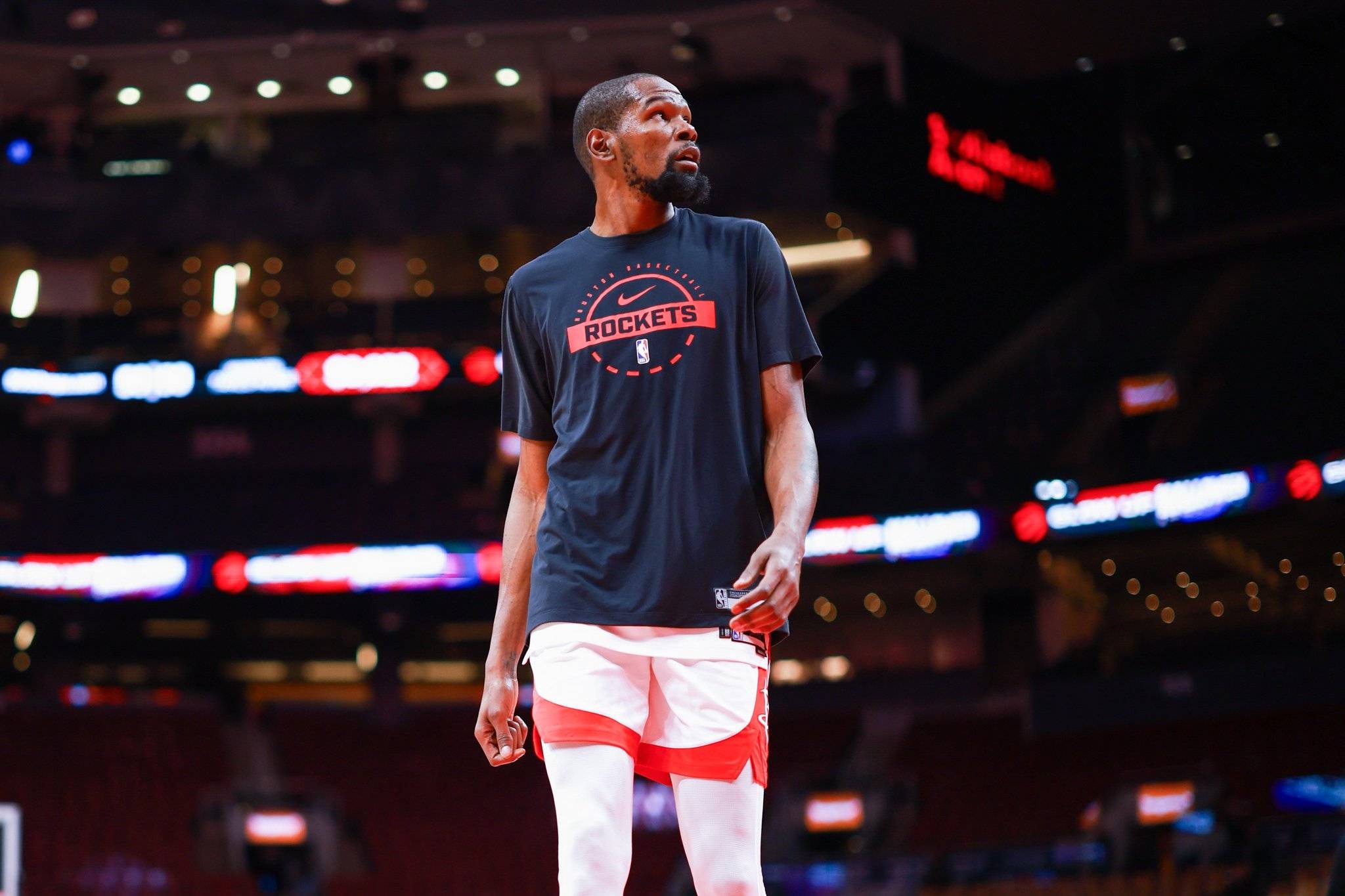 铁人三项奥运冠军创造英国马拉松历史第二好战绩 祖辈中国人父亲生在莫桑比克（铁人三项奥运金牌得主创英国马拉松历史第二佳绩，祖籍中国父亲生于莫桑比克）