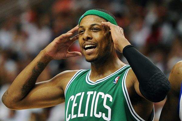 李小鹏回应女儿学花滑：练体操压力太大，但所有运动项目都很苦（李小鹏谈女儿改练花滑：体操压力大，运动无一不吃苦）