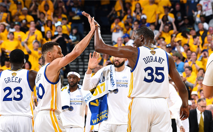 2025世俱杯H组巡礼：皇马独一档 利新月稍占优（2025世俱杯H组前瞻：皇马一枝独秀，利雅得新月略占上风）