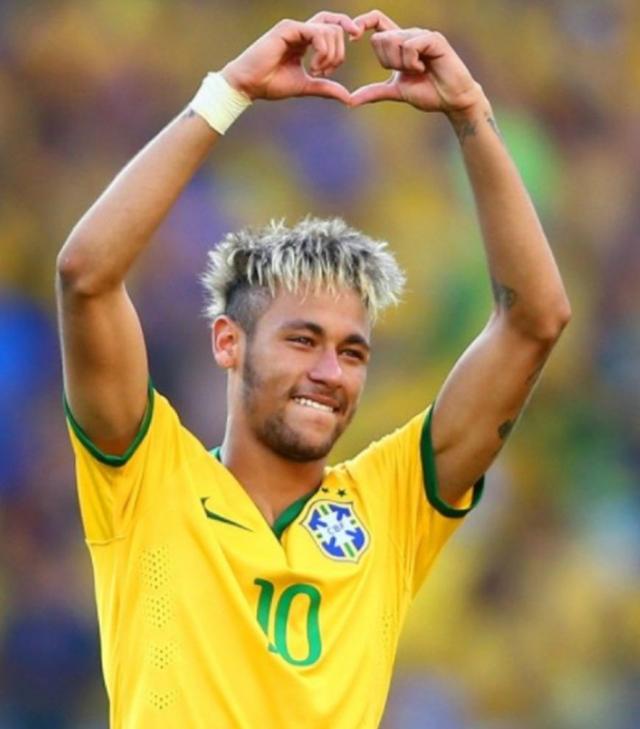 官方：川崎前锋正式签下福冈黄蜂攻击手绀野和也（官宣：川崎前锋从福冈黄蜂引进攻击手绀野和也）