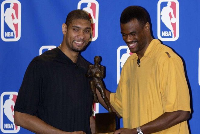 河南省委书记刘宁在郑州会见河南队，并向球队表示热烈祝贺（河南省委书记刘宁在郑州会见河南队，向全队送上热烈祝贺）