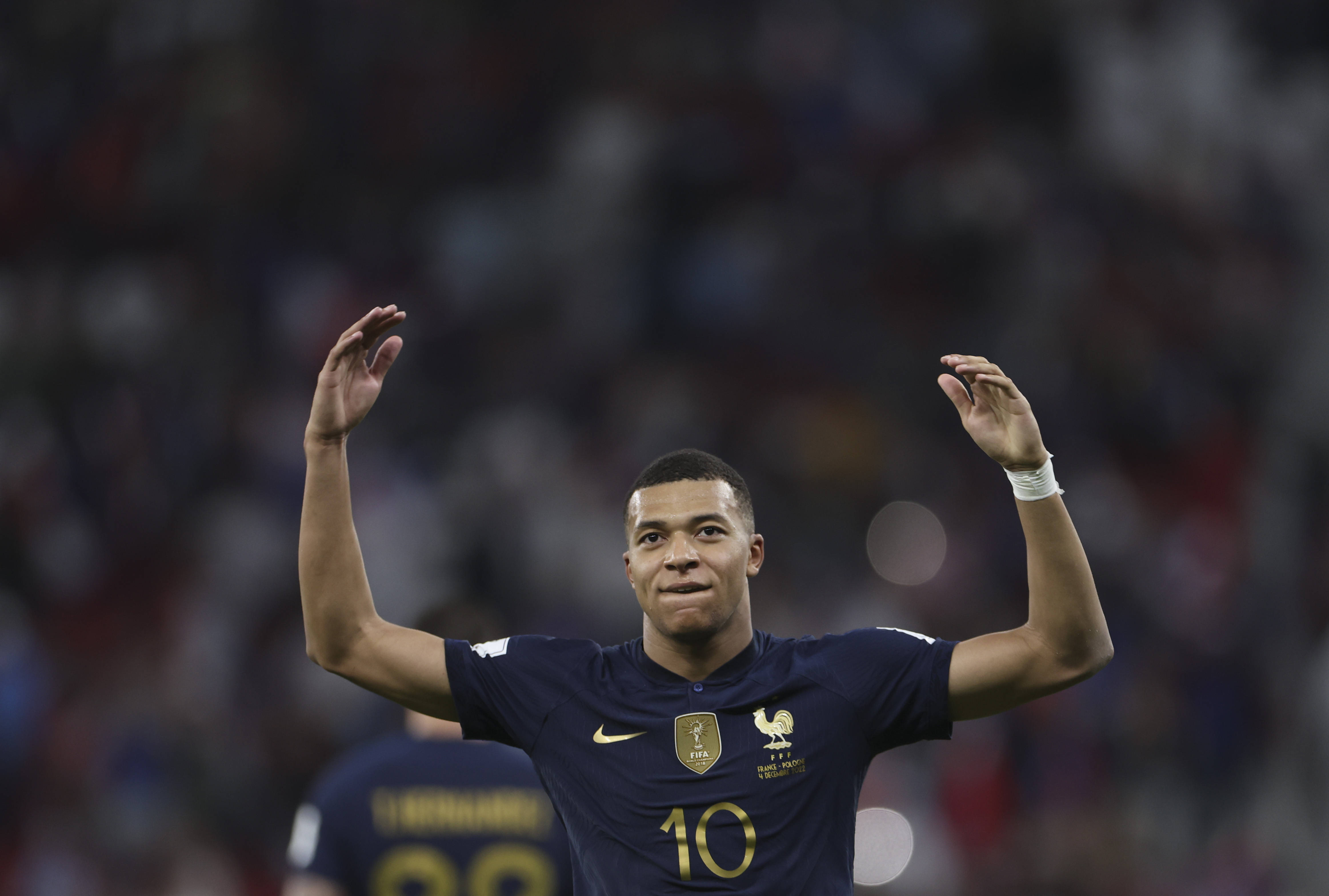 齐沃：我把自己放在最后一位；我们无需再质疑恩里克和迪乌夫（齐沃：我把个人排在最后，我们不必再质疑恩里克与迪乌夫）