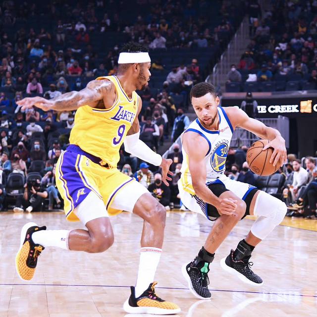 乌度卡：预判了德罗赞最后会单打，但是伊森漏掉了施罗德（乌度卡：料到德罗赞末回合要单打，但伊森漏防了施罗德）