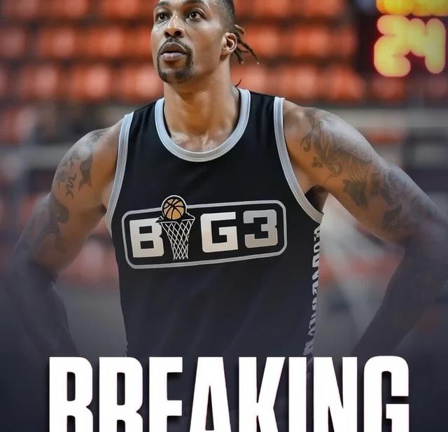 拓记：克林根争抢篮板后一瘸一拐走向替补席，赛前左小腿就有挫伤（拓记：克林根抢板后跛行回替补席，赛前左小腿已有挫伤）